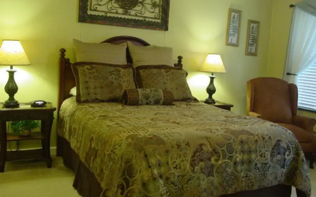Standard Double room with garden view