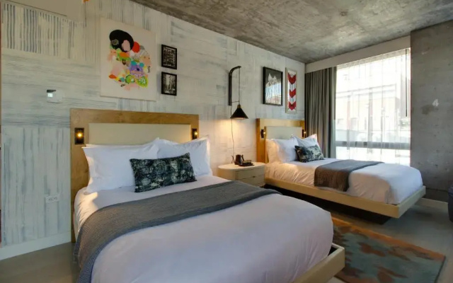 Twin room