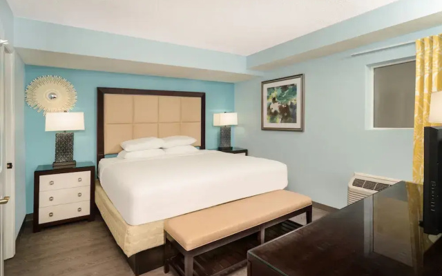 Deluxe Suite oceanfront