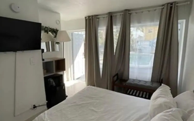 Economy room