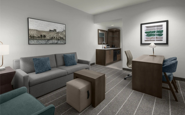 2 Bedrooms Suite