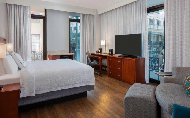 Standard Double room with balcony and with street view