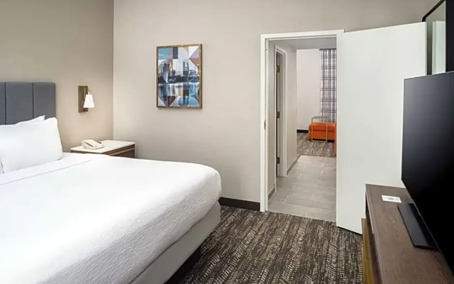 Two-room Double Palm Wing Suite