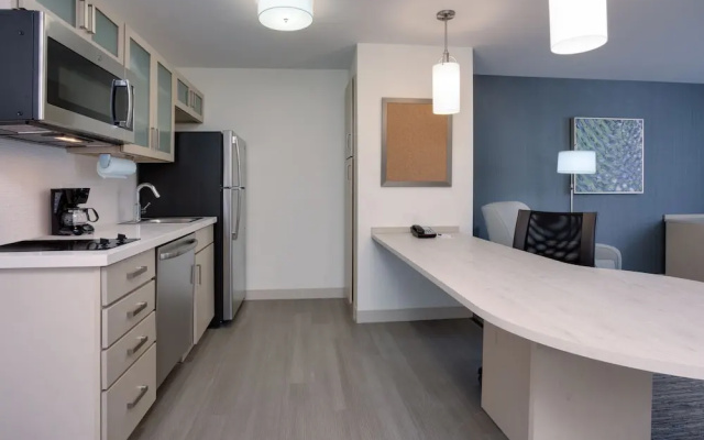 1 Bedroom Suite