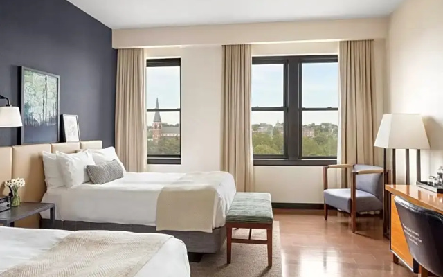 Deluxe room with city view