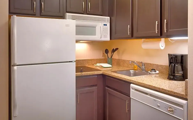 1 Bedroom Suite