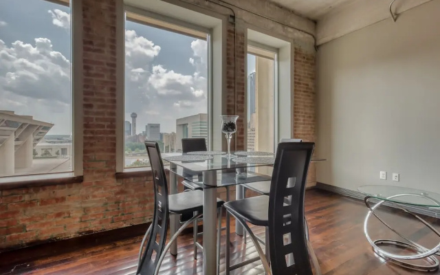 Luxury Apartment