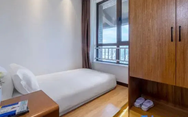 4 Bedrooms Deluxe Suite