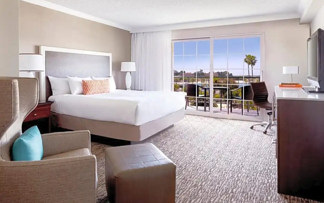 Room with bay view