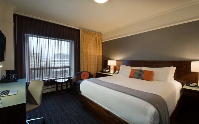 Premium room