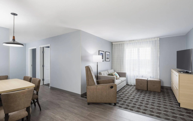 2 Bedrooms Double Suite