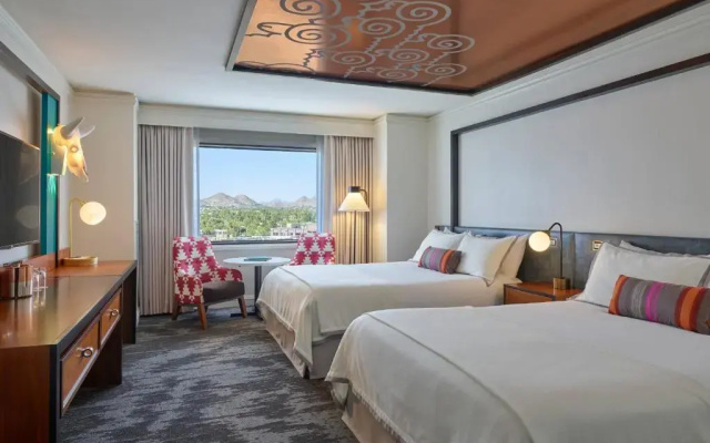 Standard room with mountain view