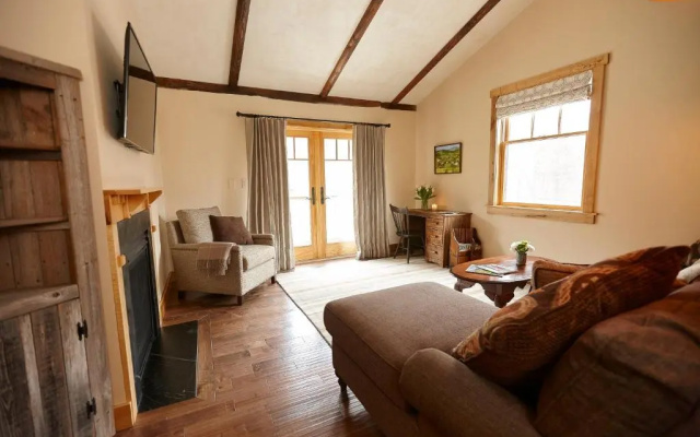 Deluxe Family room