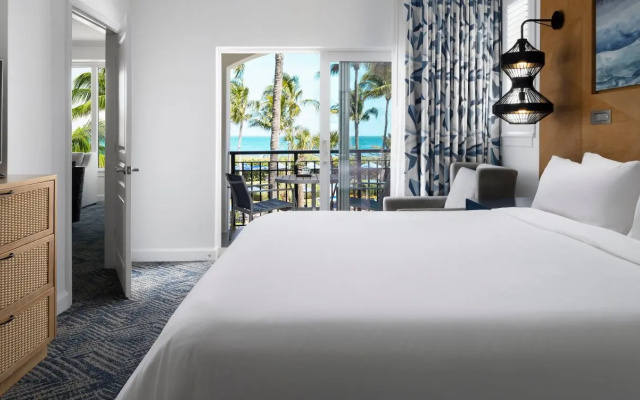 2 Bedrooms Villa oceanfront