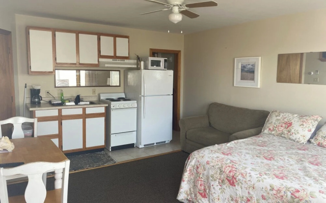 1 Bedroom Suite with ocean view