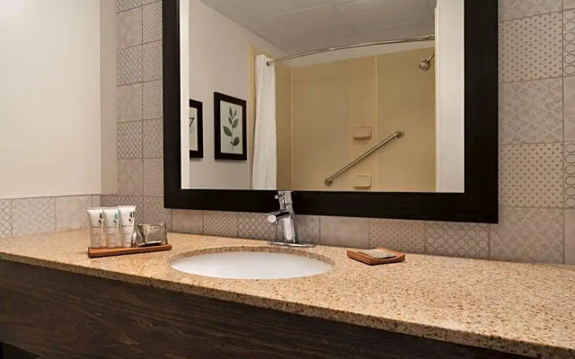 Quadruple Suite