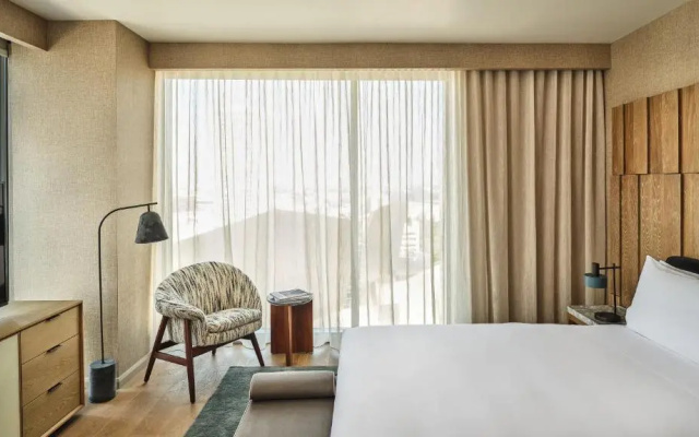 1 Bedroom Hearing Accessible Double Suite