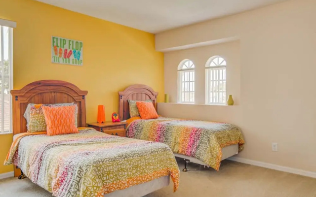 6 Bedrooms Cottage