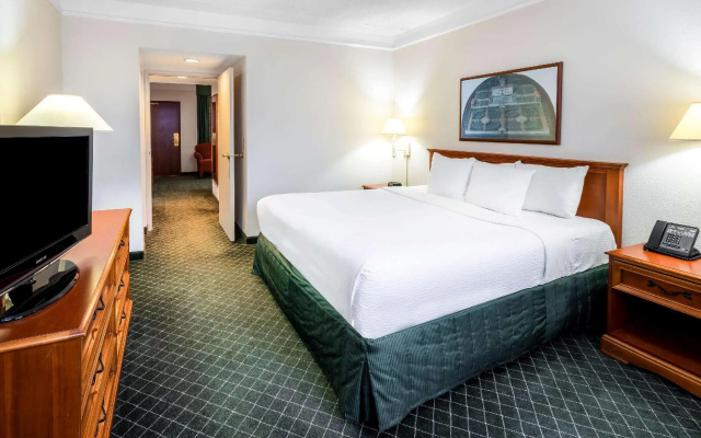 1 Bedroom Double Suite