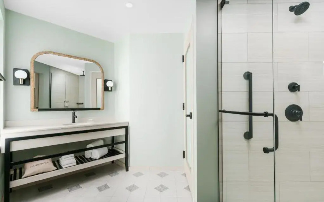 1 Bedroom Double Suite
