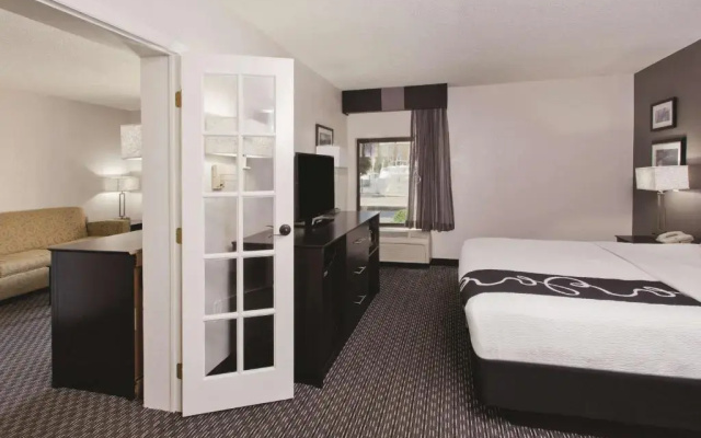 1 Bedroom Double Suite
