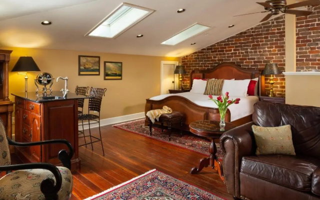 Standard Family room