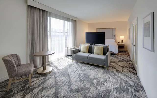 1 Bedroom Suite with balcony