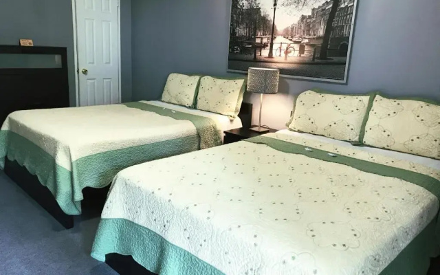 Standard Quadruple room