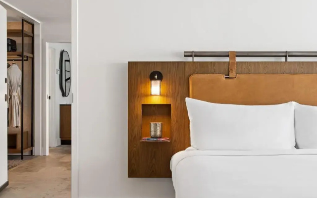 1 Bedroom Double Suite with city view