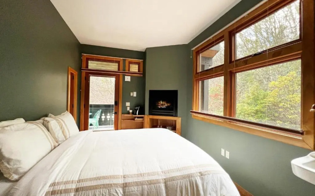 2 Bedrooms Suite