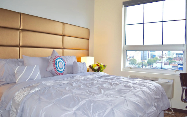 Standard Double room with city view