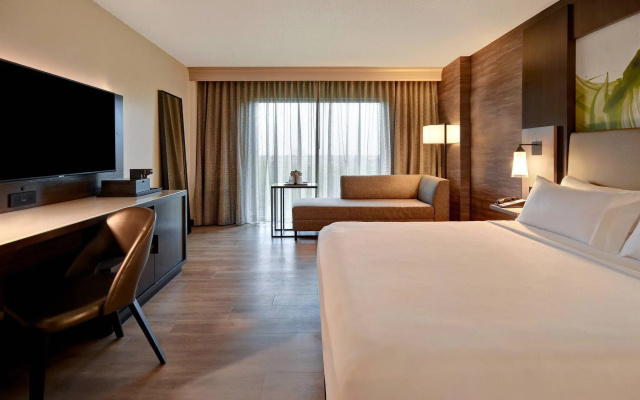 Standard Double room with golf view