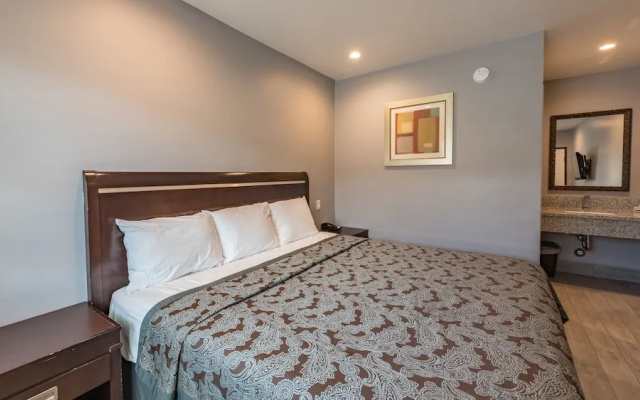 Economy room