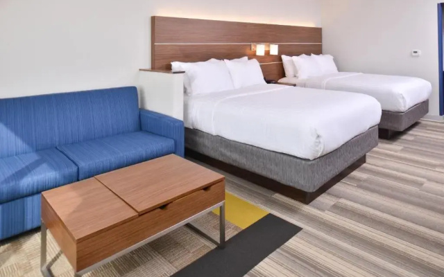 Quadruple Suite