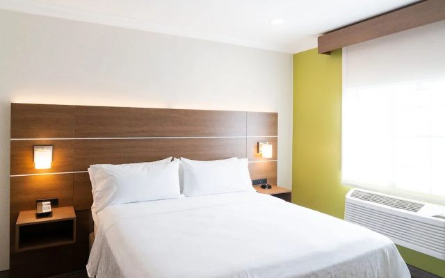 1 Bedroom Suite