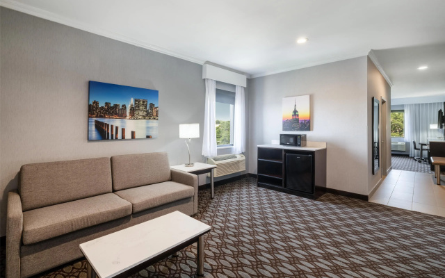 Double Suite