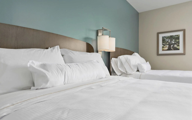 Executive Quadruple Suite