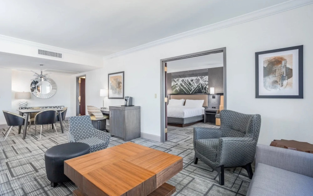 1 Bedroom Suite with balcony