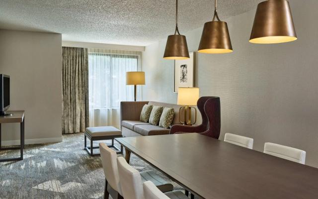 1 Bedroom Double Club Suite