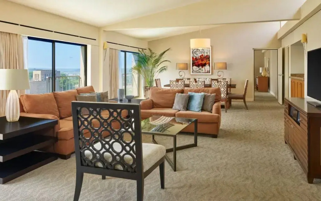 Presidential Junior Suite