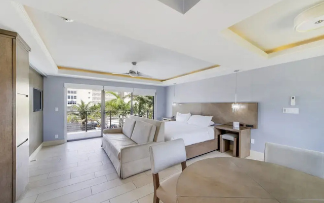 1 Bedroom Family Suite with ocean view