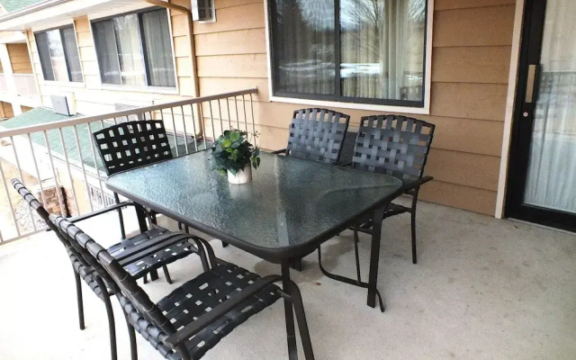 1 Bedroom Superior Double Suite with balcony