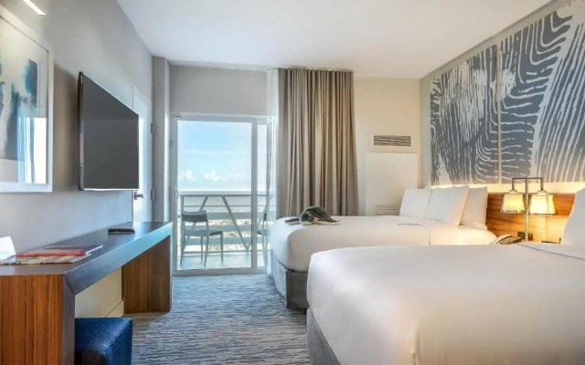 Standard Quadruple room with balcony and oceanfront