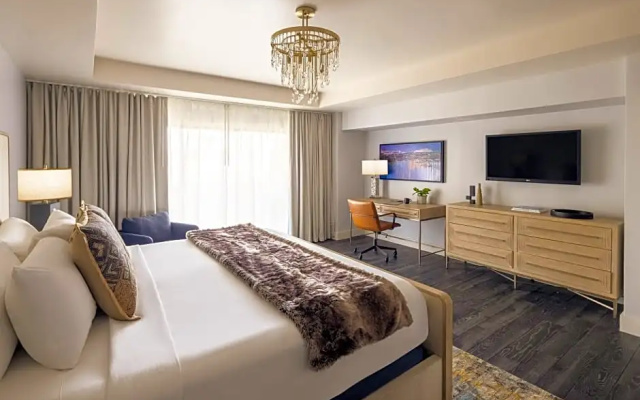 1 Bedroom Double Suite with balcony