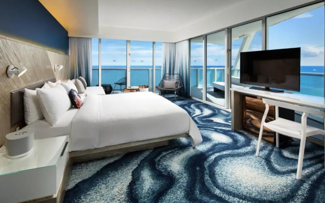 Cool Corner Double room with balcony and oceanfront