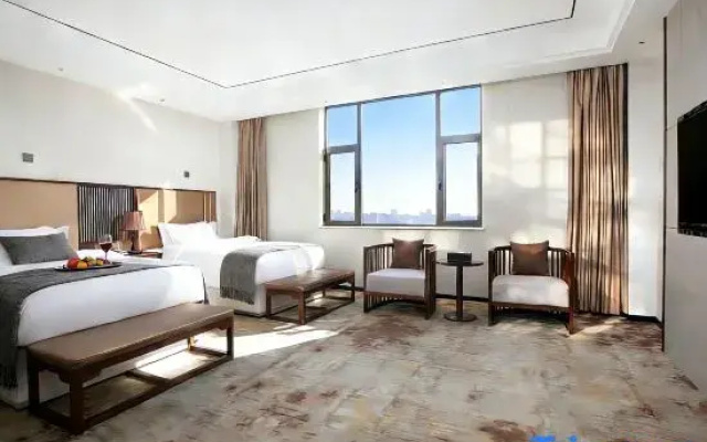 Standard room with river view
