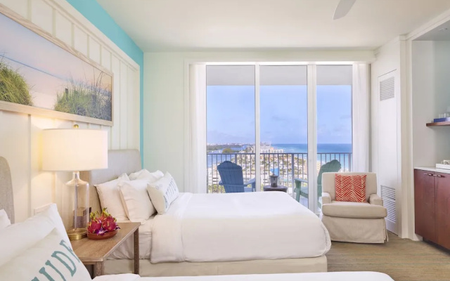 Deluxe Quadruple room with balcony