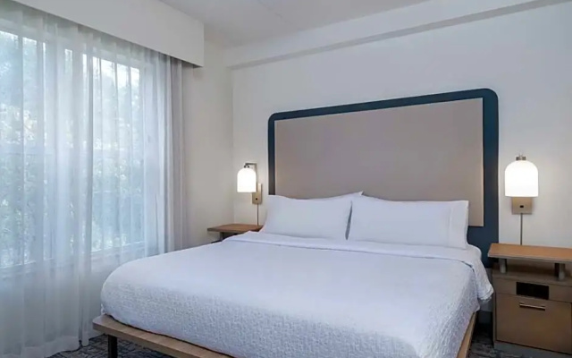 2 Bedrooms Sextuple Suite
