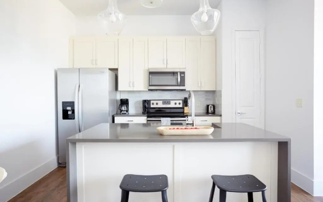 Deluxe Apartment
