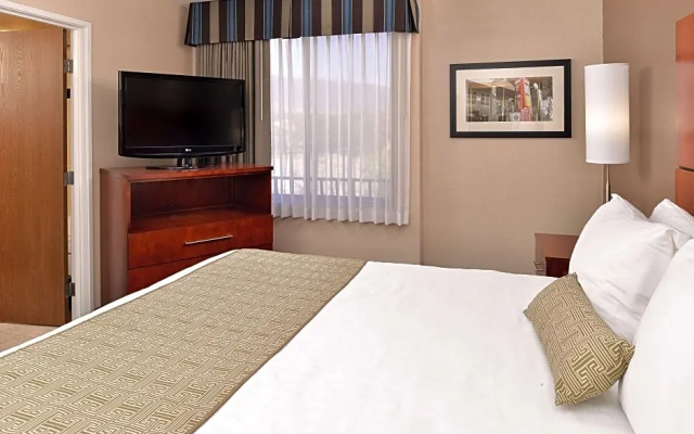 1 Bedroom Double Suite
